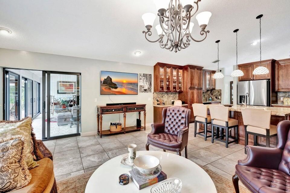 For Rent: $12,000 (3 beds, 3 baths, 2447 Square Feet)