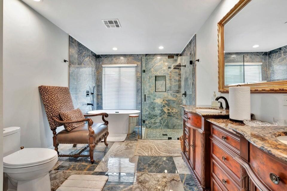 For Rent: $12,000 (3 beds, 3 baths, 2447 Square Feet)