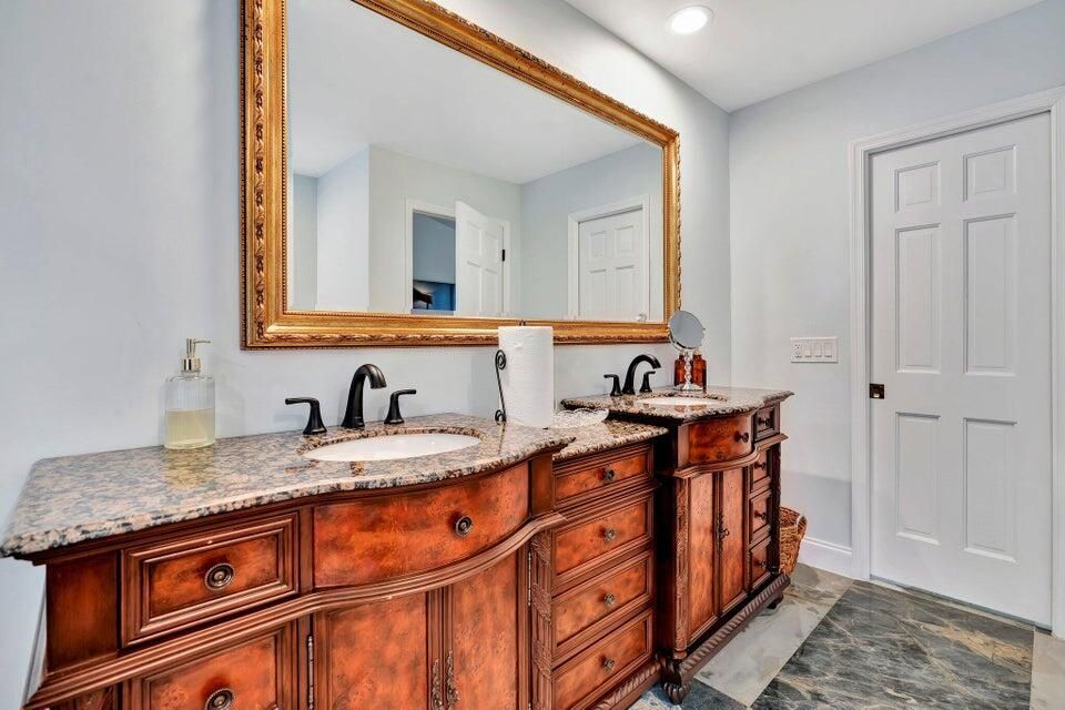 For Rent: $12,000 (3 beds, 3 baths, 2447 Square Feet)