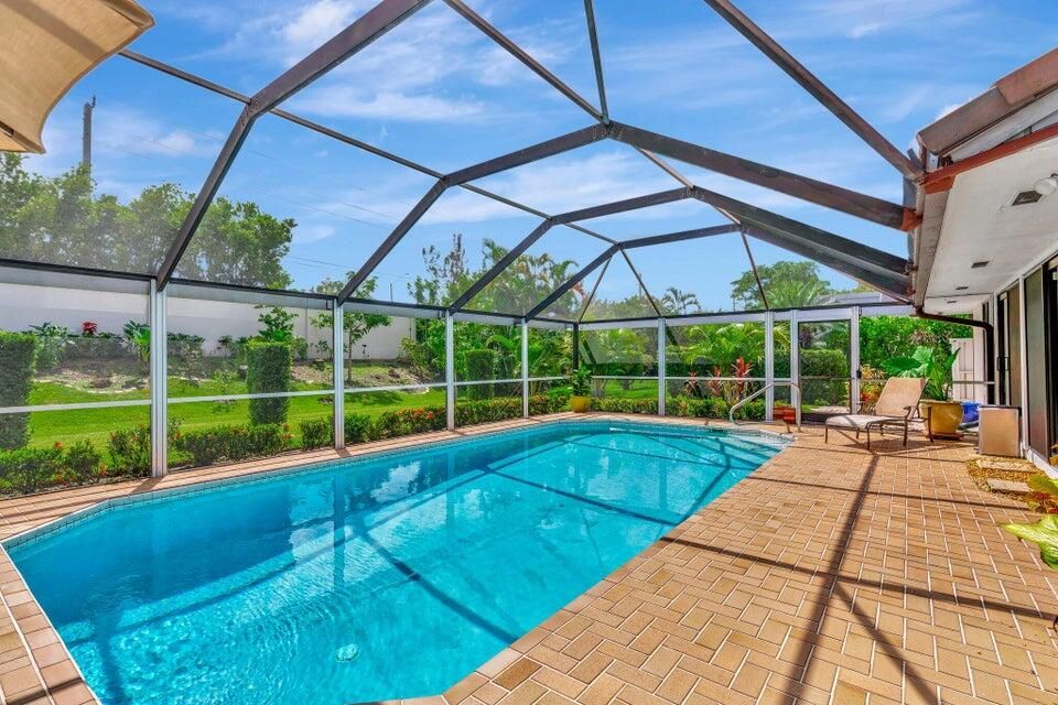 For Rent: $12,000 (3 beds, 3 baths, 2447 Square Feet)