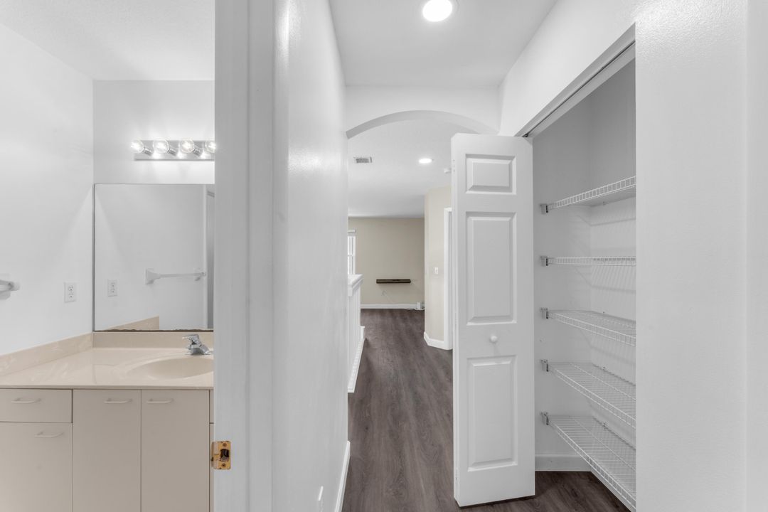 For Sale: $670,000 (4 beds, 2 baths, 2693 Square Feet)