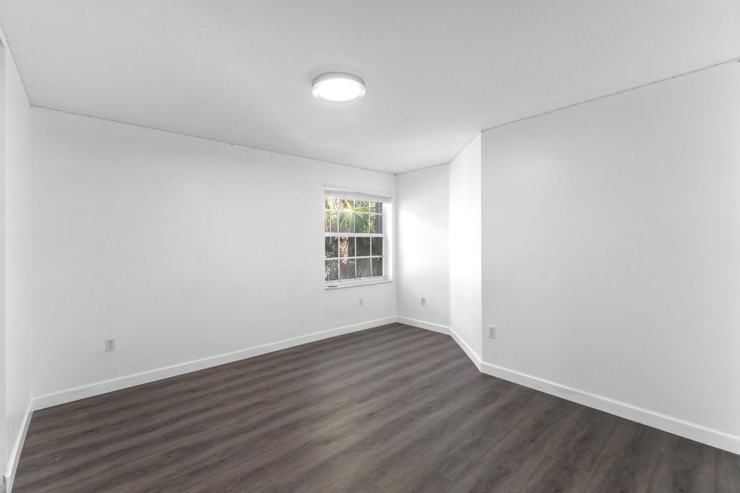 For Sale: $670,000 (4 beds, 2 baths, 2693 Square Feet)