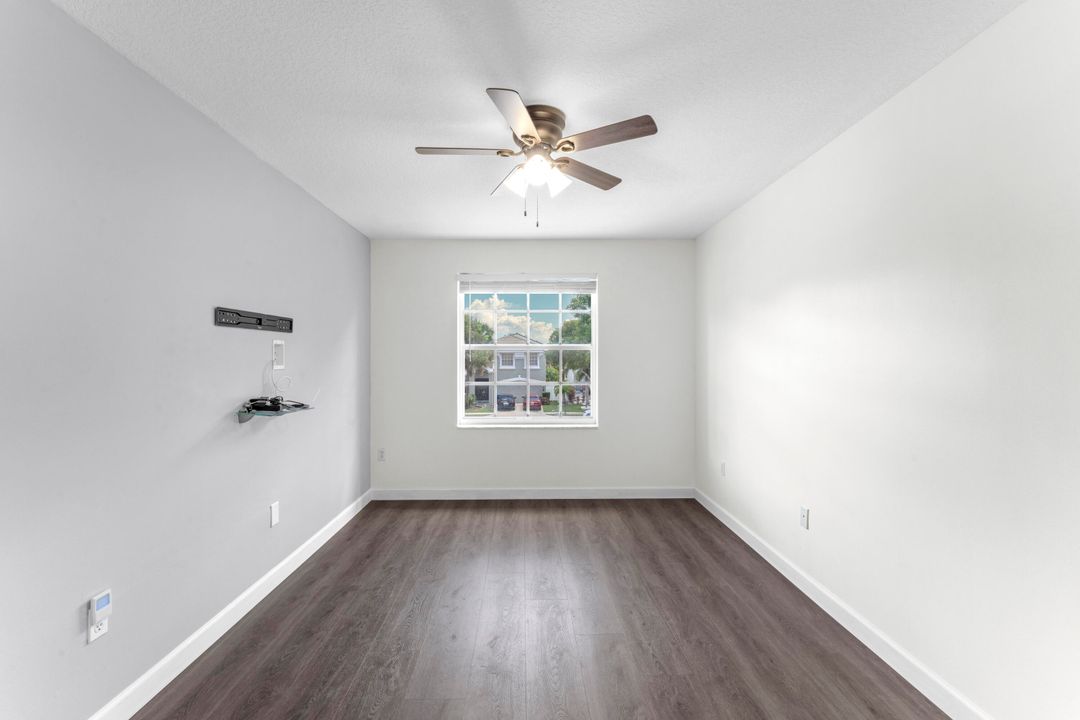 For Sale: $670,000 (4 beds, 2 baths, 2693 Square Feet)