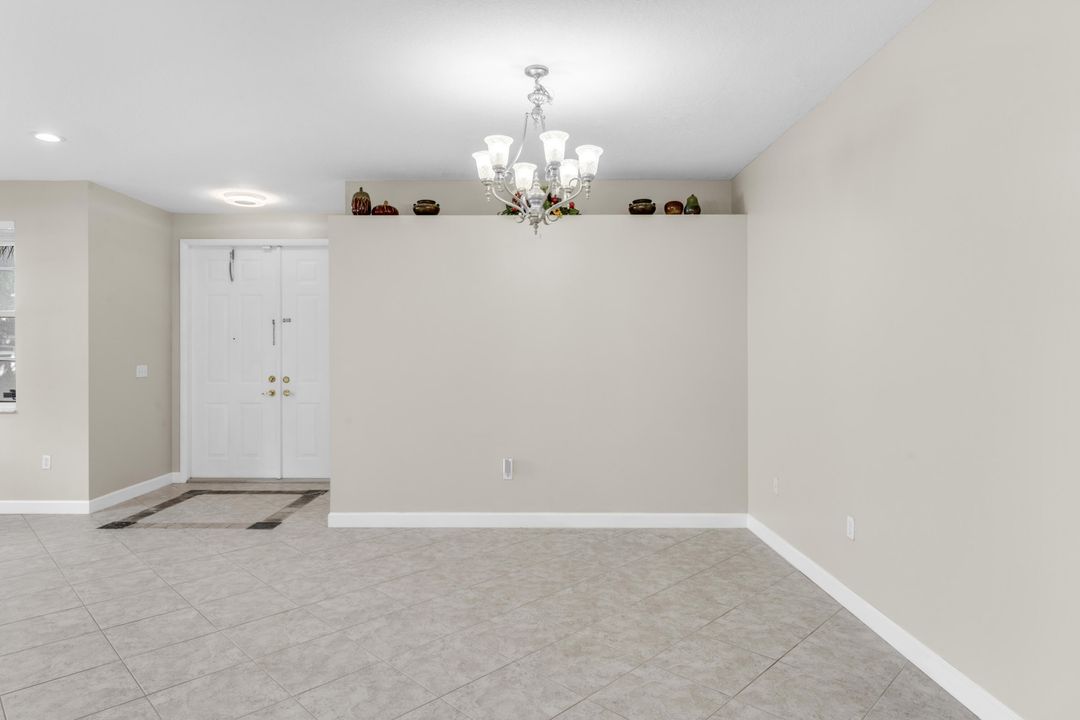 For Sale: $670,000 (4 beds, 2 baths, 2693 Square Feet)