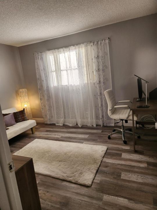 En Renta: $1,995 (2 camas, 2 baños, 1080 Pies cuadrados)