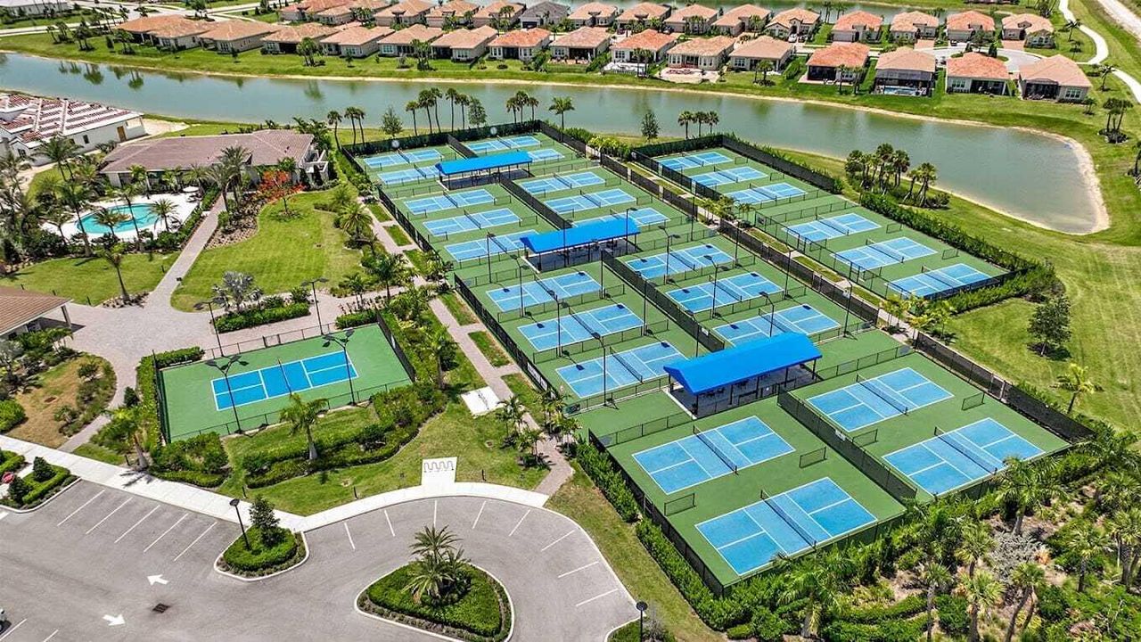 На продажу: $649,500 (3 спален, 2 ванн, 2255 Квадратных фут)