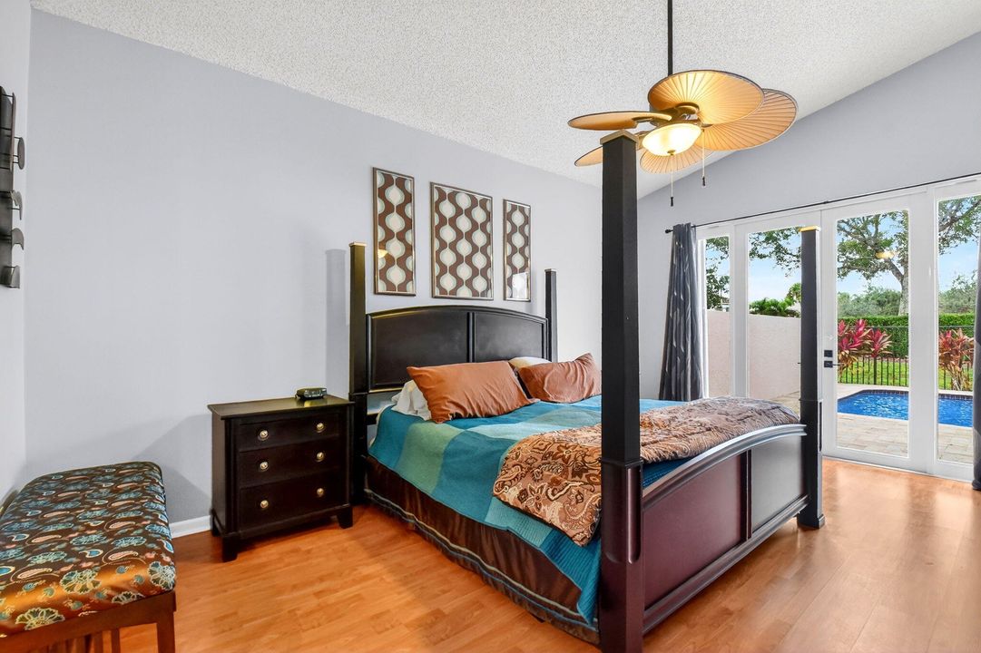 For Sale: $565,000 (3 beds, 2 baths, 1861 Square Feet)