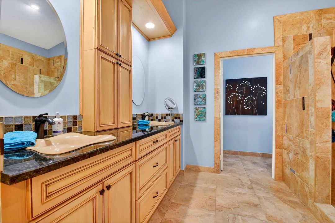 For Sale: $565,000 (3 beds, 2 baths, 1861 Square Feet)