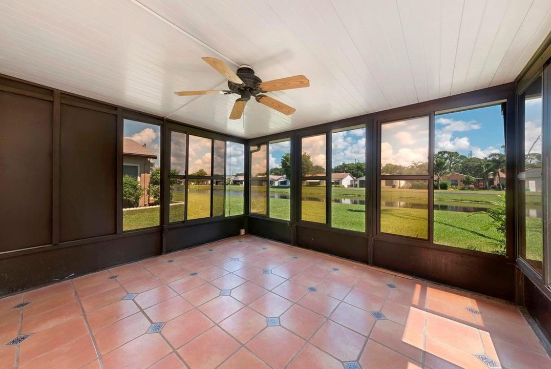 For Rent: $2,850 (2 beds, 2 baths, 1232 Square Feet)