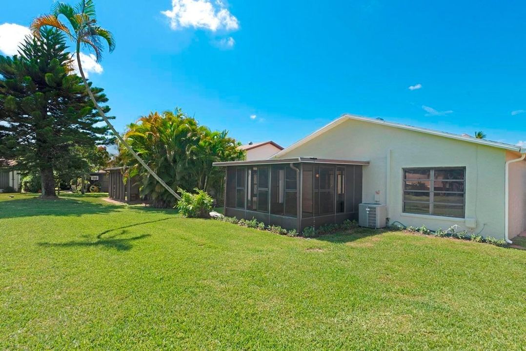 For Rent: $2,850 (2 beds, 2 baths, 1232 Square Feet)