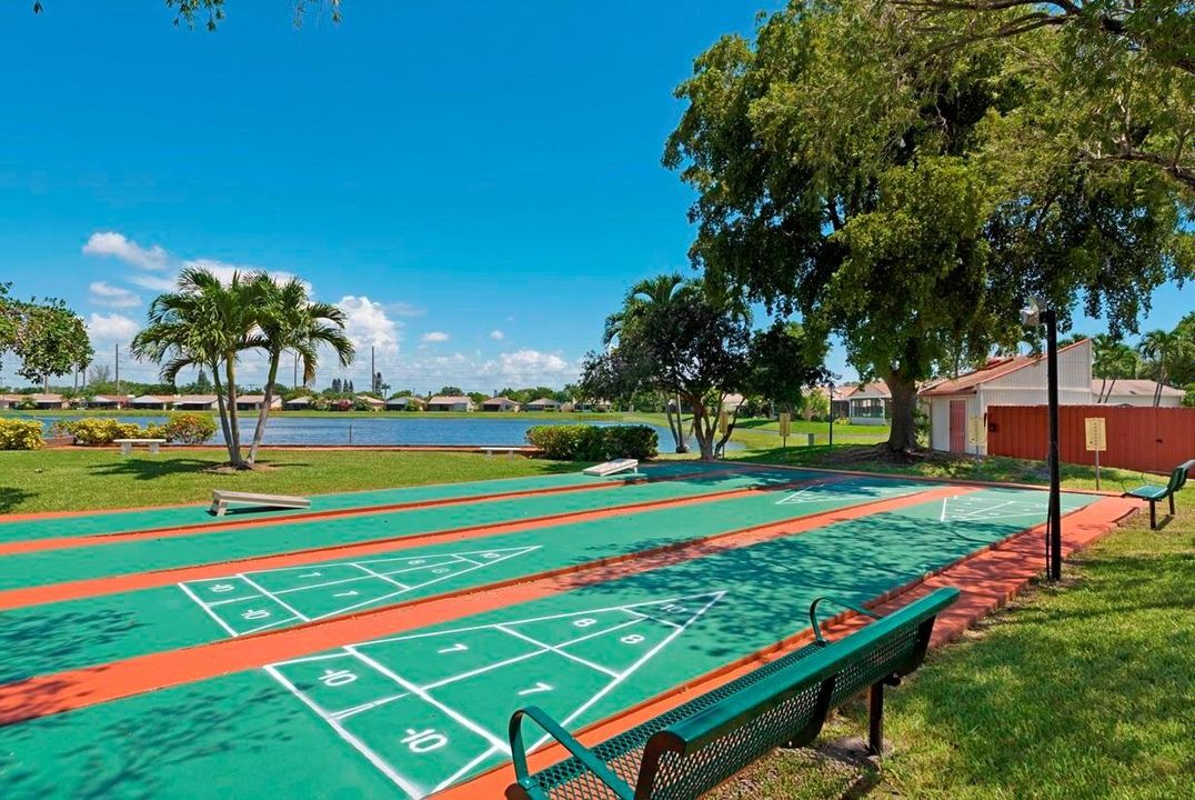 For Rent: $2,850 (2 beds, 2 baths, 1232 Square Feet)