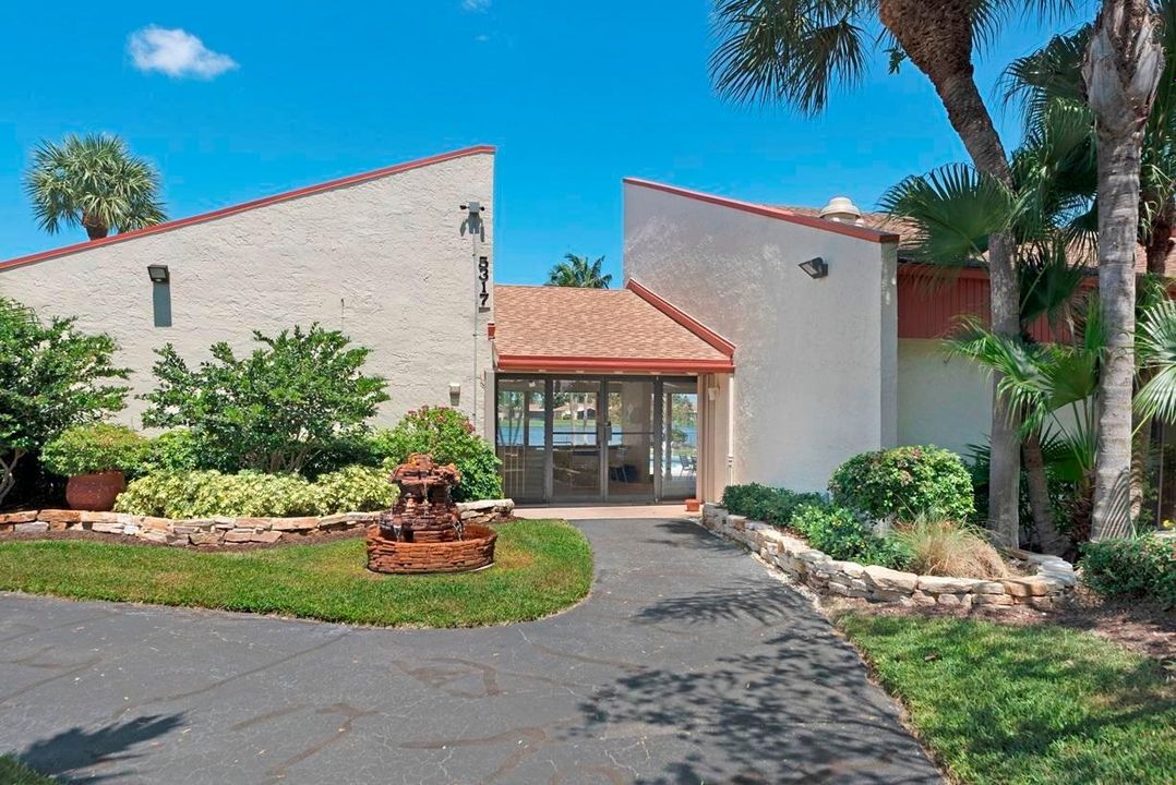 For Rent: $2,850 (2 beds, 2 baths, 1232 Square Feet)