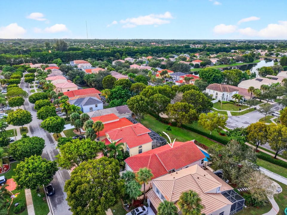 For Sale: $565,000 (3 beds, 2 baths, 1861 Square Feet)