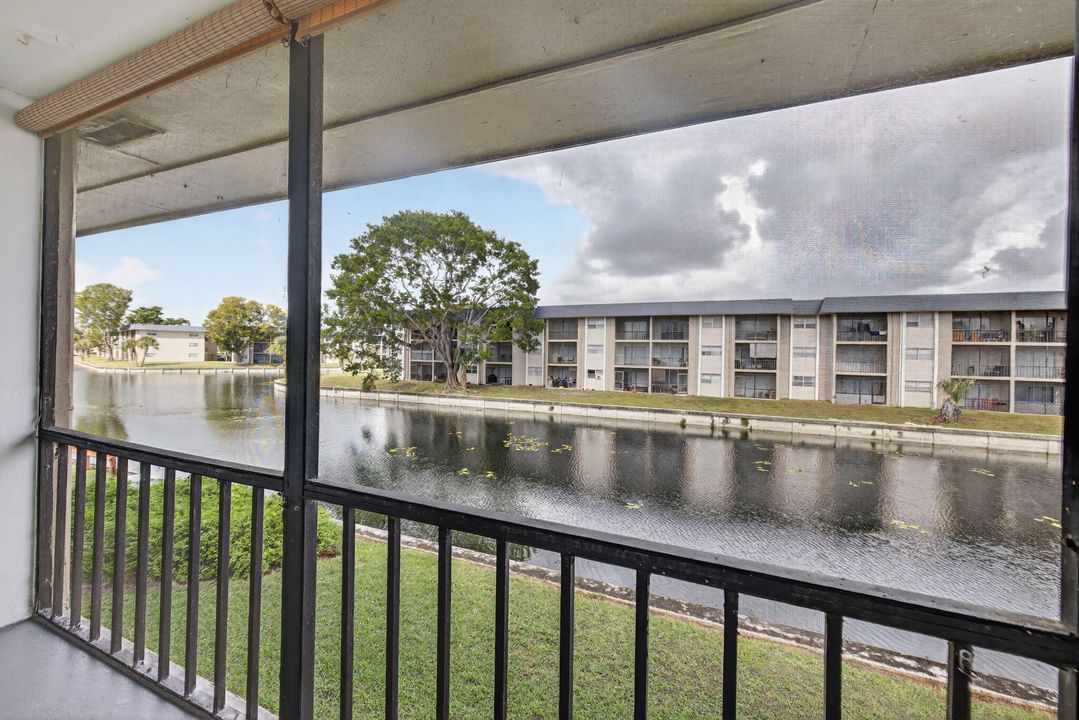 For Sale: $139,000 (1 beds, 1 baths, 750 Square Feet)