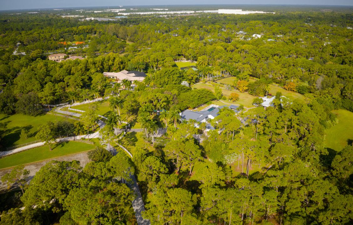 For Sale: $3,994,980 (6 beds, 6 baths, 5560 Square Feet)