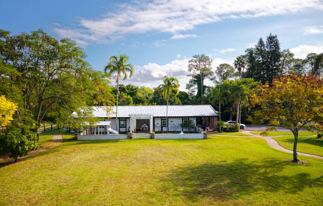 For Sale: $3,994,980 (6 beds, 6 baths, 5560 Square Feet)