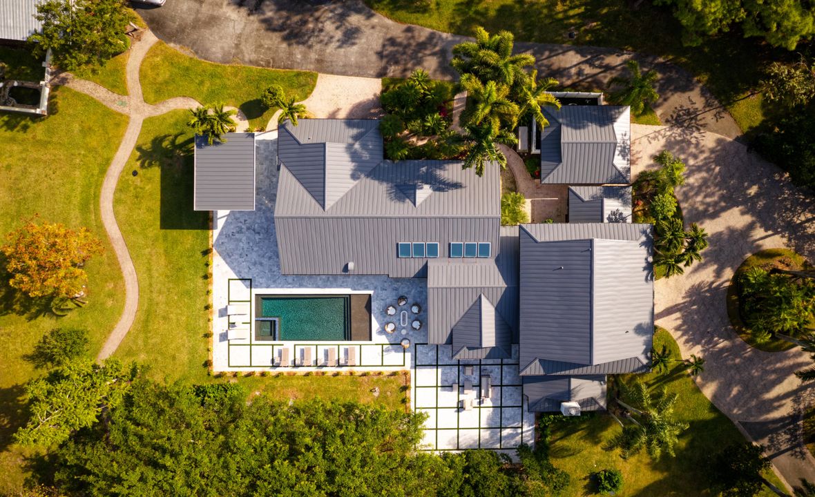 For Sale: $3,994,980 (6 beds, 6 baths, 5560 Square Feet)