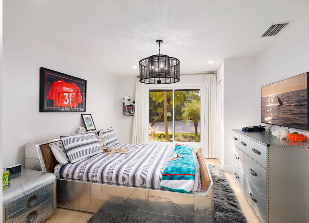 For Sale: $3,994,980 (6 beds, 6 baths, 5560 Square Feet)