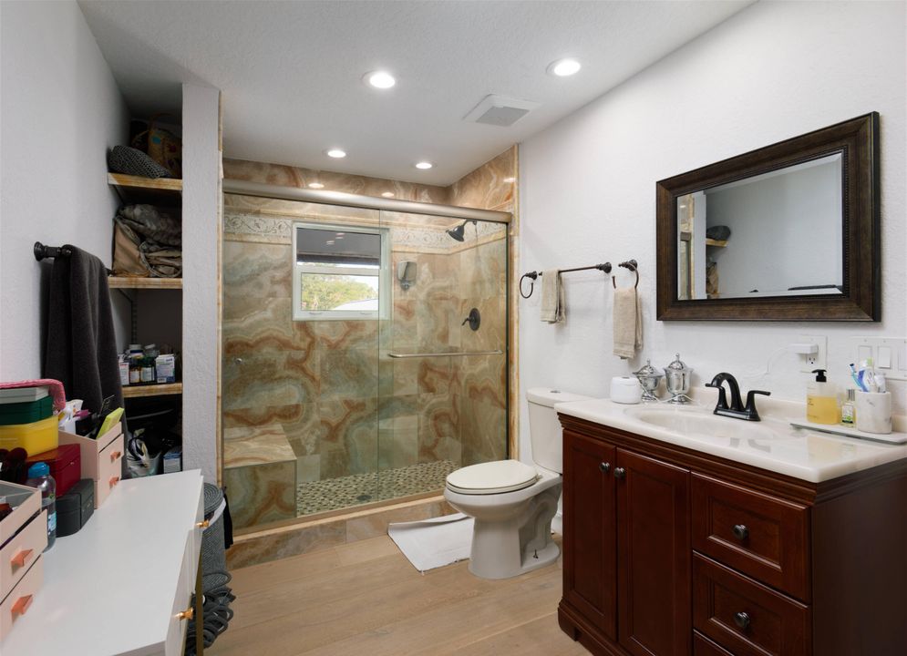 For Sale: $3,994,980 (6 beds, 6 baths, 5560 Square Feet)