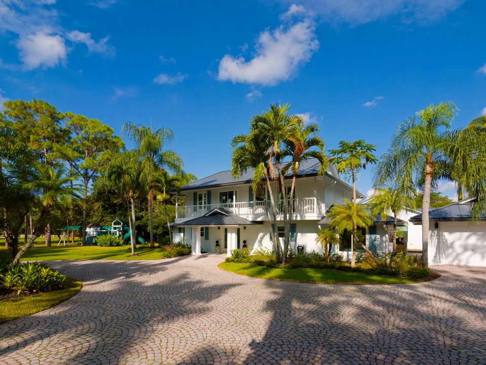 For Sale: $3,994,980 (6 beds, 6 baths, 5560 Square Feet)