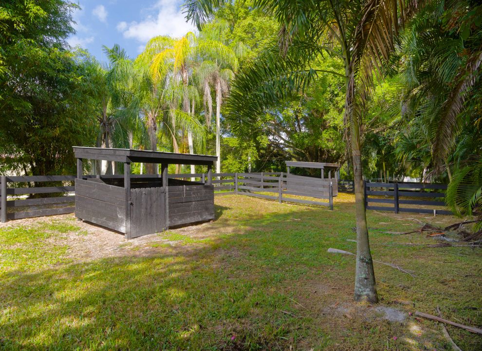 For Sale: $3,994,980 (6 beds, 6 baths, 5560 Square Feet)