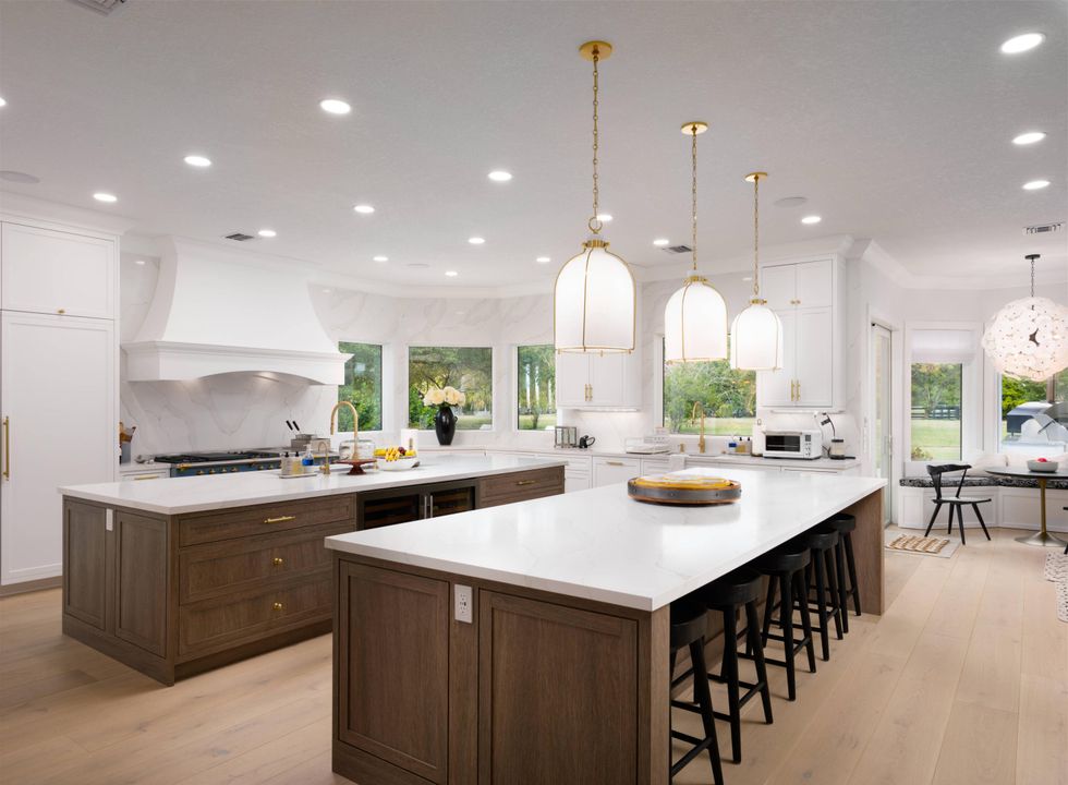 For Sale: $3,994,980 (6 beds, 6 baths, 5560 Square Feet)