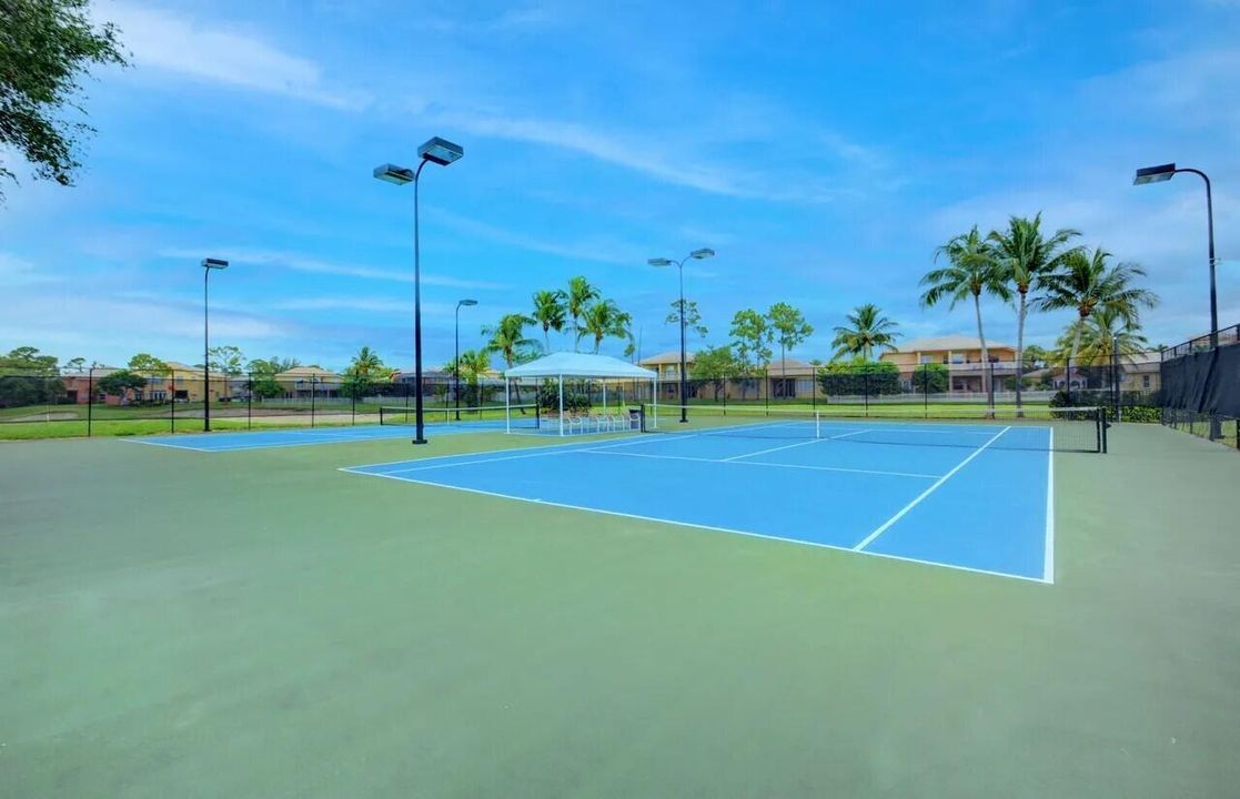 For Sale: $670,000 (4 beds, 2 baths, 2693 Square Feet)