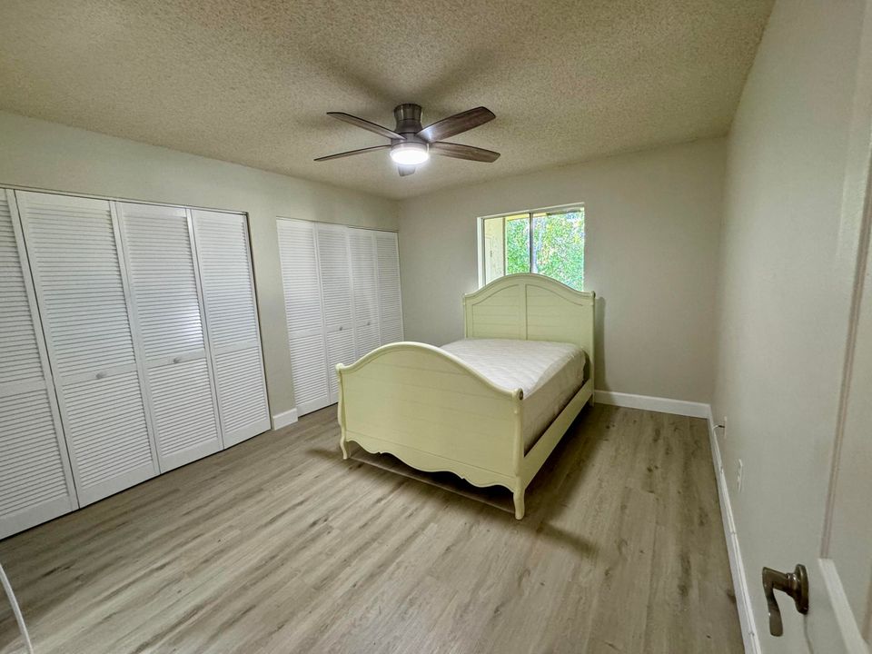 出租: $2,200 (1 贝兹, 1 浴室, 780 平方英尺)