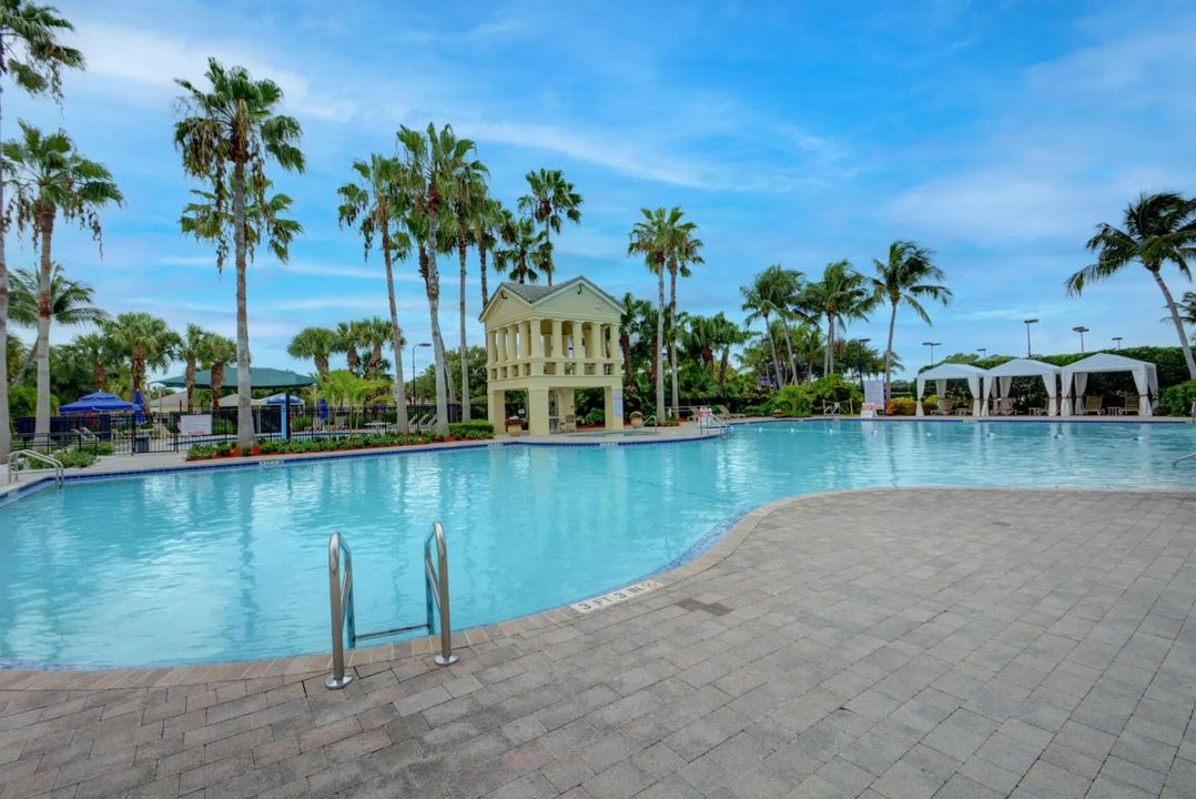 For Sale: $670,000 (4 beds, 2 baths, 2693 Square Feet)