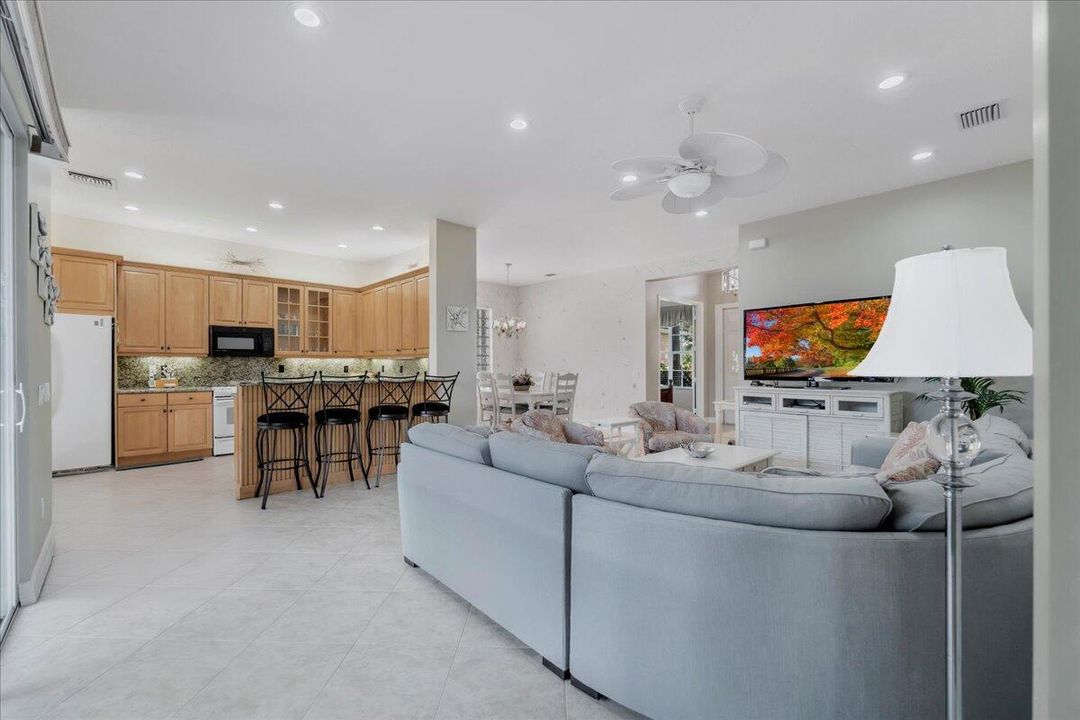 For Sale: $535,000 (3 beds, 2 baths, 1782 Square Feet)