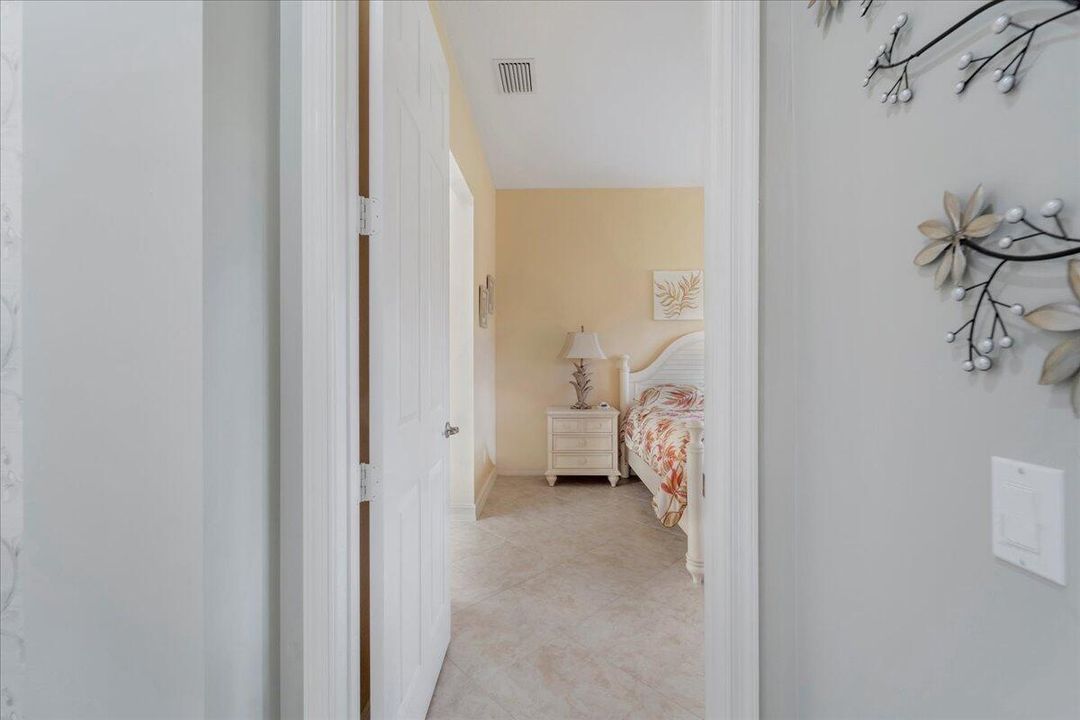 For Sale: $535,000 (3 beds, 2 baths, 1782 Square Feet)