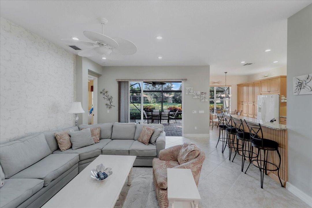 For Sale: $535,000 (3 beds, 2 baths, 1782 Square Feet)