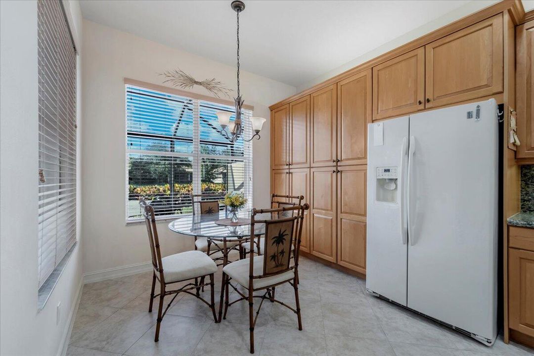 For Sale: $535,000 (3 beds, 2 baths, 1782 Square Feet)