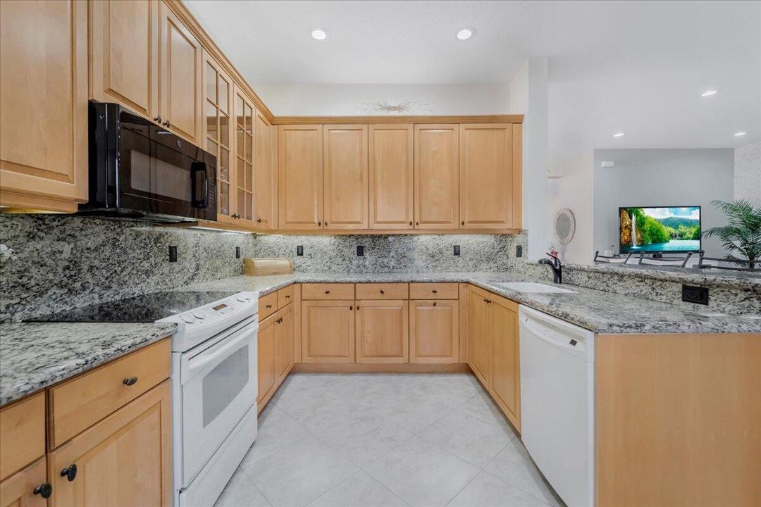 For Sale: $535,000 (3 beds, 2 baths, 1782 Square Feet)