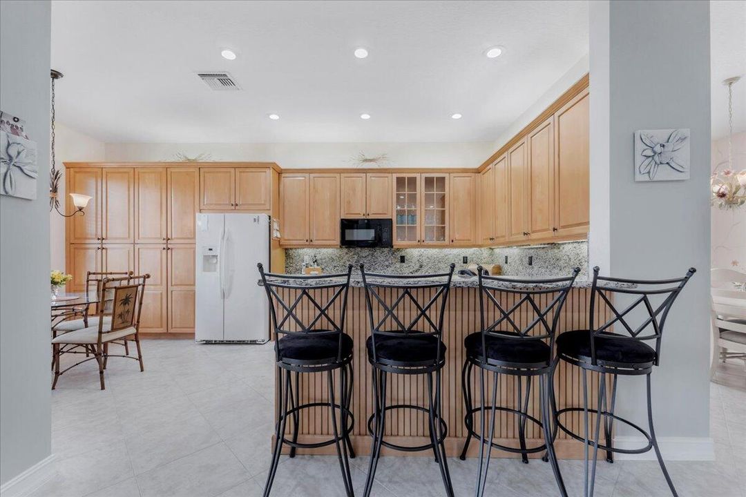 For Sale: $535,000 (3 beds, 2 baths, 1782 Square Feet)