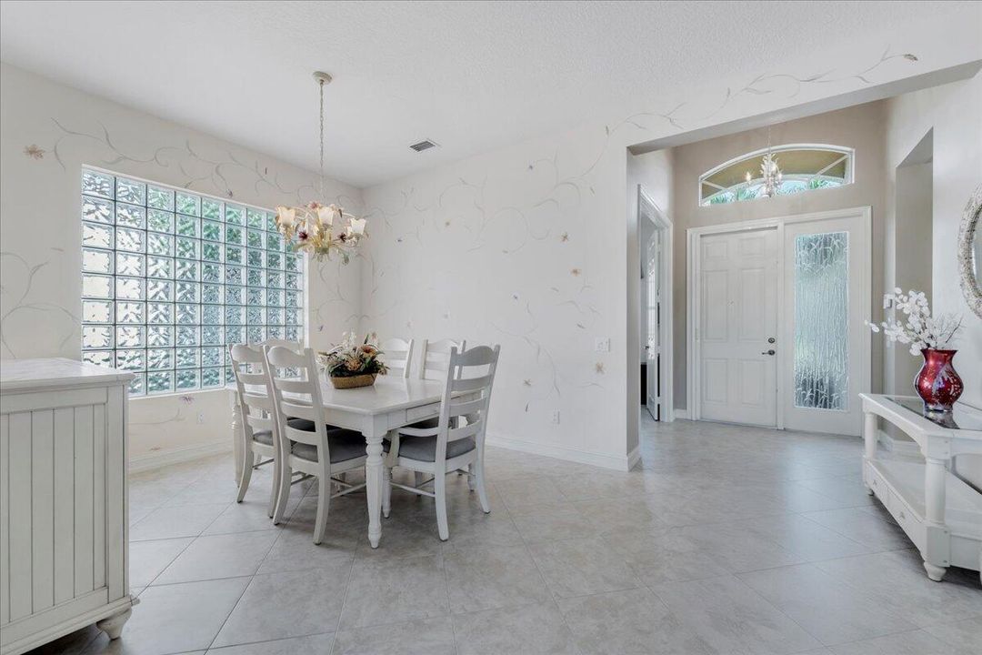 For Sale: $535,000 (3 beds, 2 baths, 1782 Square Feet)