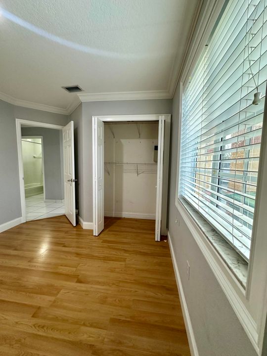 For Sale: $430,000 (3 beds, 2 baths, 1188 Square Feet)