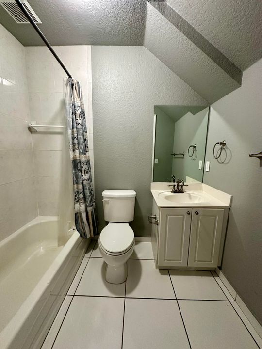 For Sale: $430,000 (3 beds, 2 baths, 1188 Square Feet)