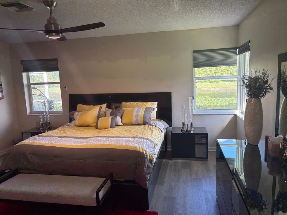 For Rent: $4,300 (2 beds, 2 baths, 1722 Square Feet)