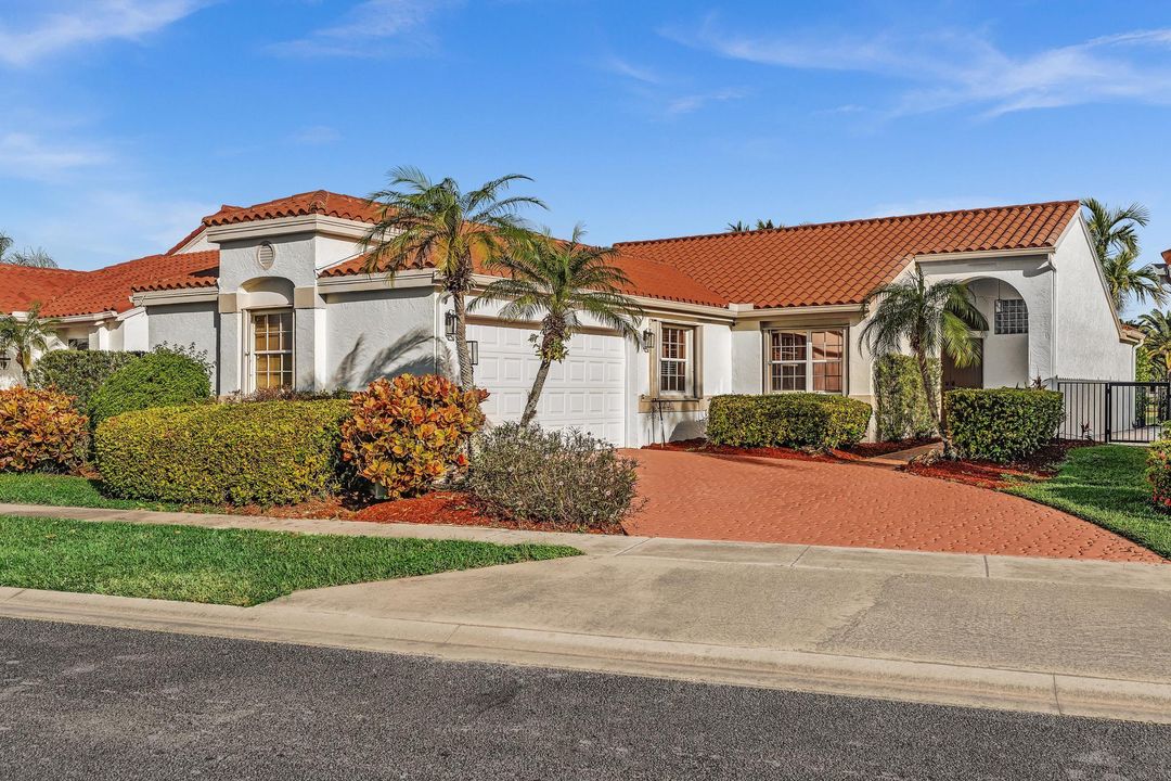 En Venta: $660,000 (3 camas, 2 baños, 1599 Pies cuadrados)