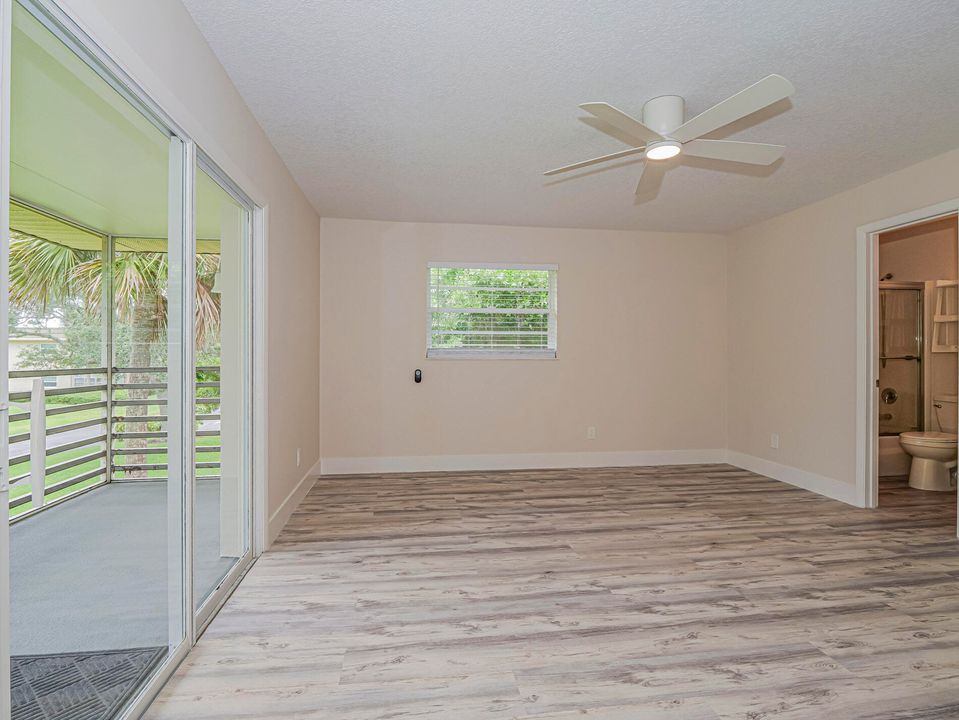 For Sale: $120,000 (1 beds, 1 baths, 750 Square Feet)