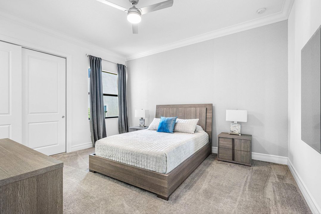 For Sale: $3,499,000 (5 beds, 6 baths, 5332 Square Feet)