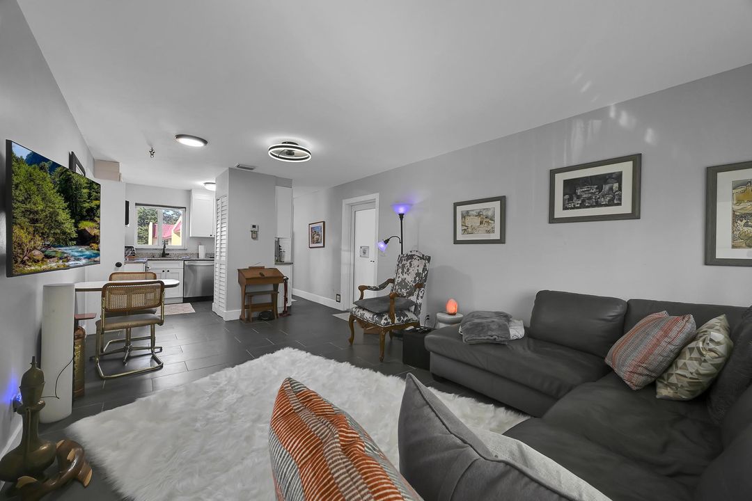 For Rent: $1,500 (1 beds, 1 baths, 600 Square Feet)