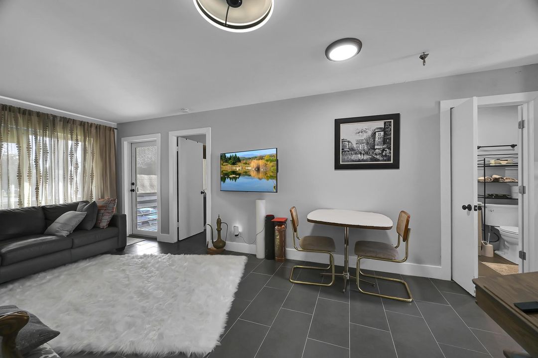 For Rent: $1,500 (1 beds, 1 baths, 600 Square Feet)