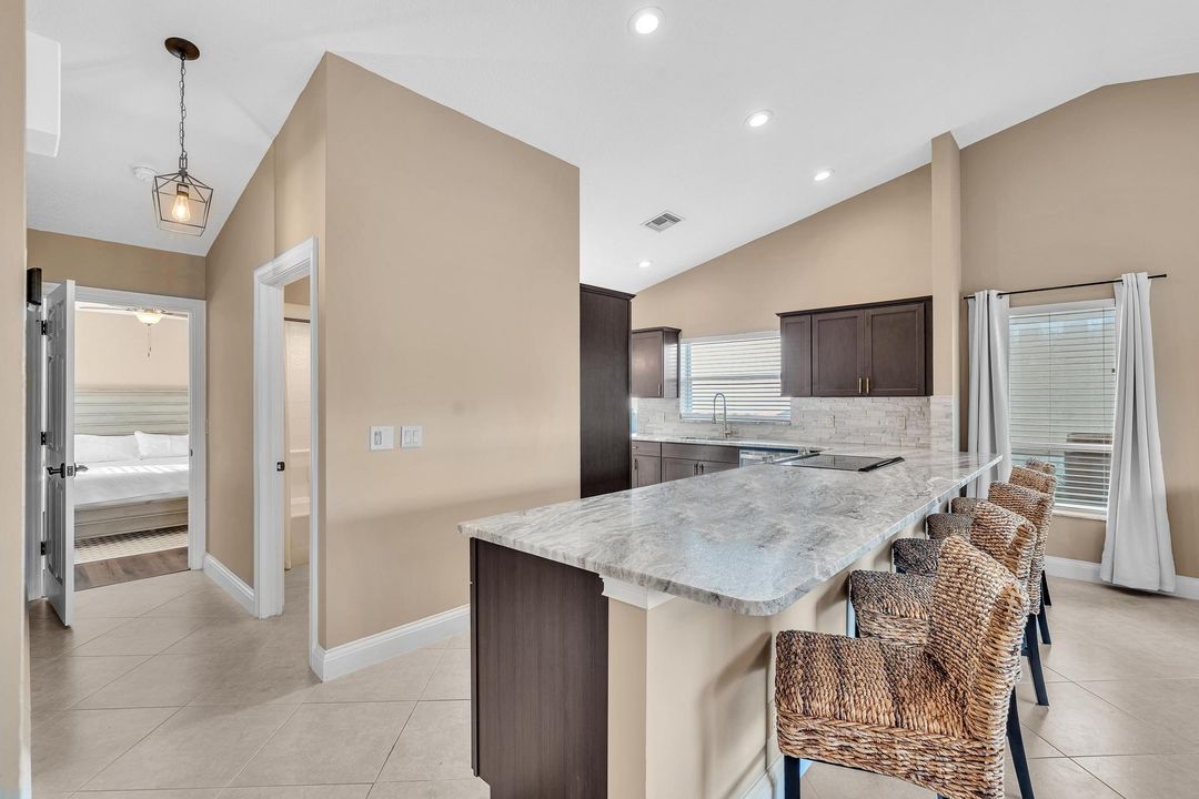 En Venta: $660,000 (3 camas, 2 baños, 1599 Pies cuadrados)