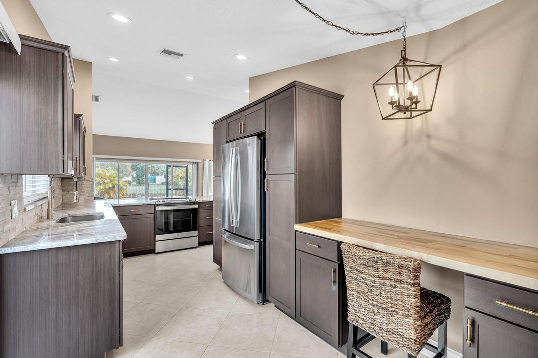 En Venta: $660,000 (3 camas, 2 baños, 1599 Pies cuadrados)