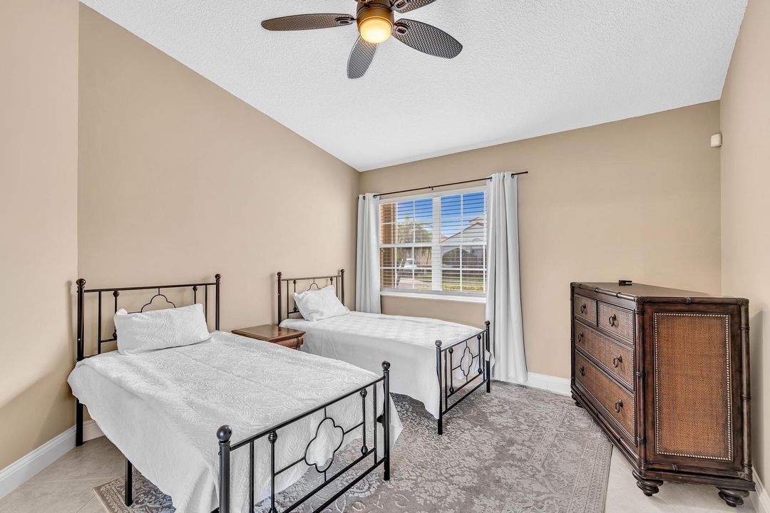 En Venta: $660,000 (3 camas, 2 baños, 1599 Pies cuadrados)