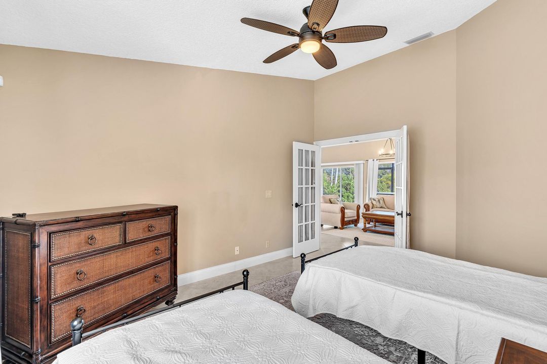 En Venta: $660,000 (3 camas, 2 baños, 1599 Pies cuadrados)