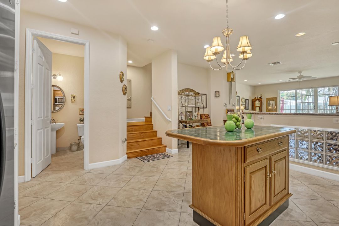 For Rent: $5,000 (3 beds, 2 baths, 2213 Square Feet)