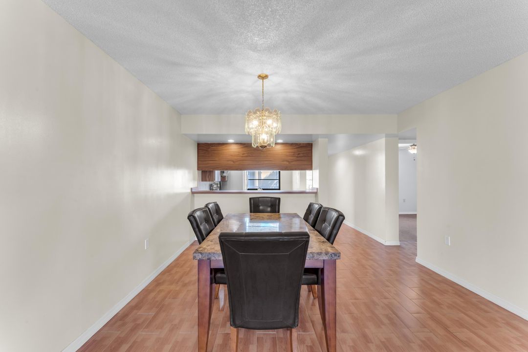 En Venta: $220,000 (2 camas, 2 baños, 1437 Pies cuadrados)